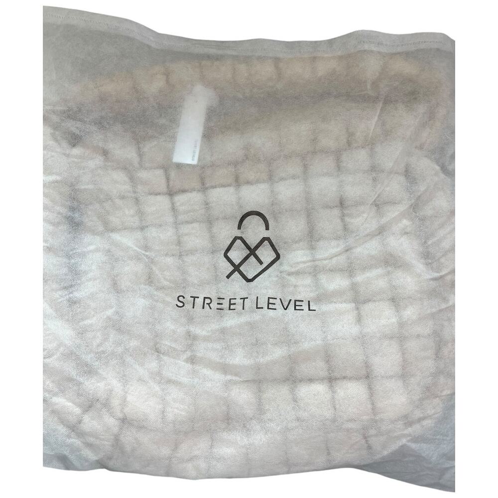 Street Level Cleo Ivory large quilted nylon puffer tote bag NWT & dust bag - Picture 10 of 10